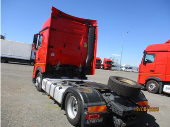 شاحنة جرار Mercedes-Benz Actros 1845 LS nRL: صور 4 شاحنة جرار Mercedes-Benz Actros 1845 LS nRL: صور 4