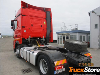 شاحنة جرار Mercedes-Benz Actros 1845 LS: صور 4