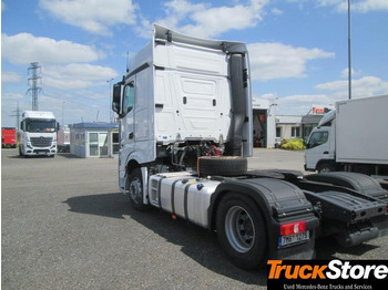 شاحنة جرار MERCEDES-BENZ Actros 1848