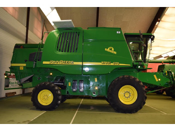 حصادة شاملة JOHN DEERE