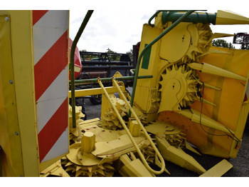 حصادات الذرة KEMPER