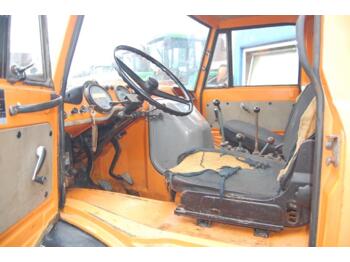 سيارة بلدية Mercedes-Benz Unimog U421: صور 4