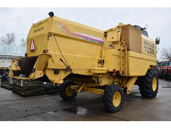 حصادة شاملة New Holland TC 56: صور 4 حصادة شاملة New Holland TC 56: صور 4