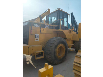 اللودر بعجل CATERPILLAR 966F: صور 2