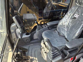 حفارات زحافة Caterpillar 330D2L: صور 3