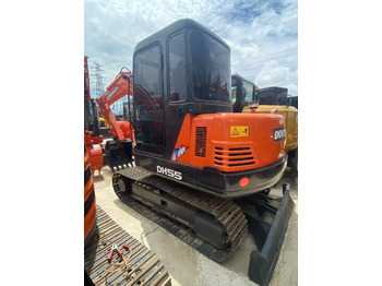 حفارة مصغرة DOOSAN DH55