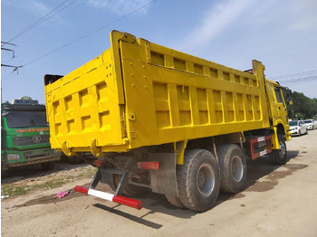 قلابات SINOTRUK HOWO