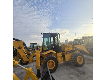 حفار متعدد الاستخدام JCB 3CX