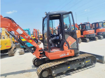 حفارة مصغرة KUBOTA