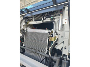 قلابات SINOTRUK HOWO: صور 2