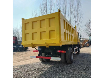 قلابات SINOTRUK HOWO