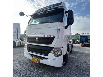 شاحنة جرار SINOTRUK