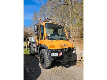 جرافة ثلج UNIMOG U400