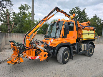 جرافة ثلج UNIMOG U400