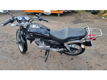 دراجة بخارية YAMAHA