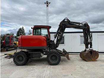 حفارة على عجلات TEREX