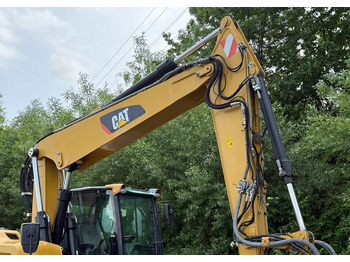 حفارة على عجلات Caterpillar CAT 318 F * Powertilt * Sprowadzony* 9700 MTG * Caterpillar * Stan Perfekcyjny: صور 4