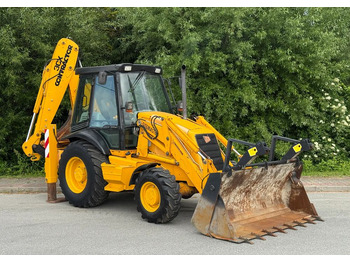حفار متعدد الاستخدام JCB 3CX