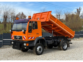 قلابات UNIMOG