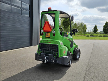 اللودر المجنزر صغير Avant E6 Mini-shovel: صور 5