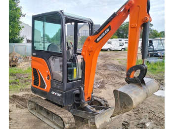 حفارات زحافة Doosan DX19: صور 2