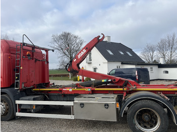 شاحنة ذات الخطاف Scania P320: صور 5 شاحنة ذات الخطاف Scania P320: صور 5