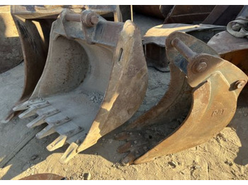 بكت Godet attache caterpillar: صور 2