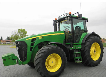 جرار JOHN DEERE 8030 Series