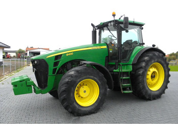 جرار JOHN DEERE 8030 Series