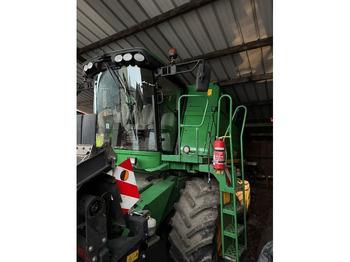 حصادة شاملة JOHN DEERE T560