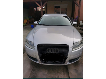 سيدان AUDI