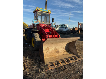 اللودر بعجل HANOMAG