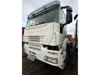 الشاسيه شاحنة IVECO Trakker