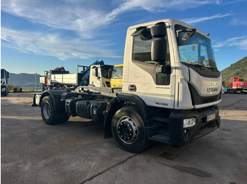 شاحنة ذات الخطاف IVECO EuroCargo