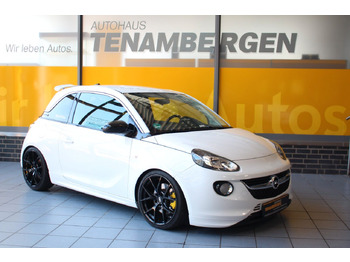 سيدان OPEL