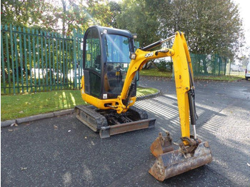 حفارة مصغرة JCB 8018