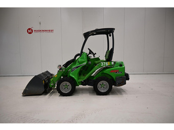 اللودر بعجل AVANT