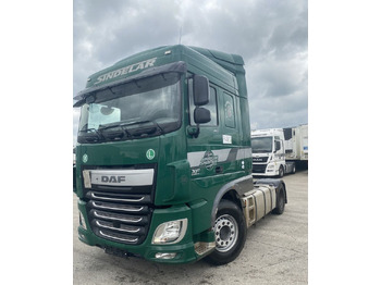 شاحنة جرار DAF XF 460