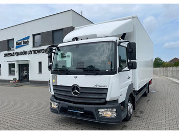 بصندوق مغلق شاحنة MERCEDES-BENZ Atego 818