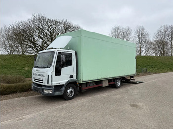 بصندوق مغلق شاحنة IVECO EuroCargo
