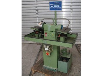 آلة تصنيع المعادن