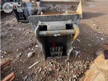 ماكينة القص الهيدروليكي NPK SV 250: صور 4