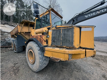 شاحنة مفصلية VOLVO A25C
