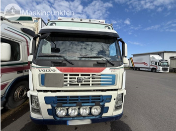 بصندوق مغلق شاحنة Volvo FM 440: صور 2