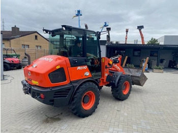 اللودر بعجل KUBOTA R070