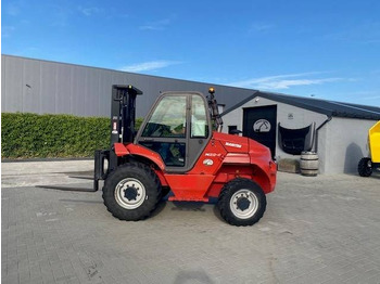 شاحنات الطرق الوعرة MANITOU M 30-4