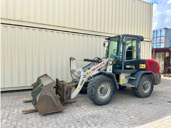 اللودر بعجل TAKEUCHI
