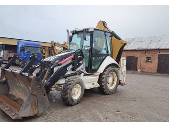 حفار متعدد الاستخدام CATERPILLAR 428E