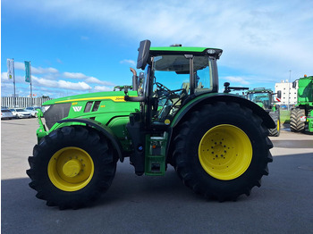 جرار John Deere 6R 155: صور 4