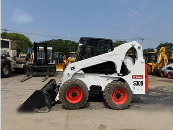 تأجير BOBCAT S300 BOBCAT S300: صور 1